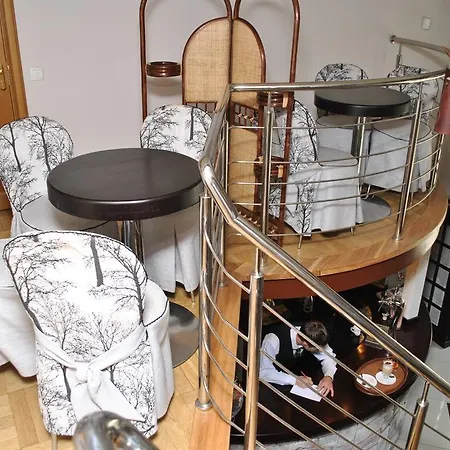 Apartment Roman * Leópolis